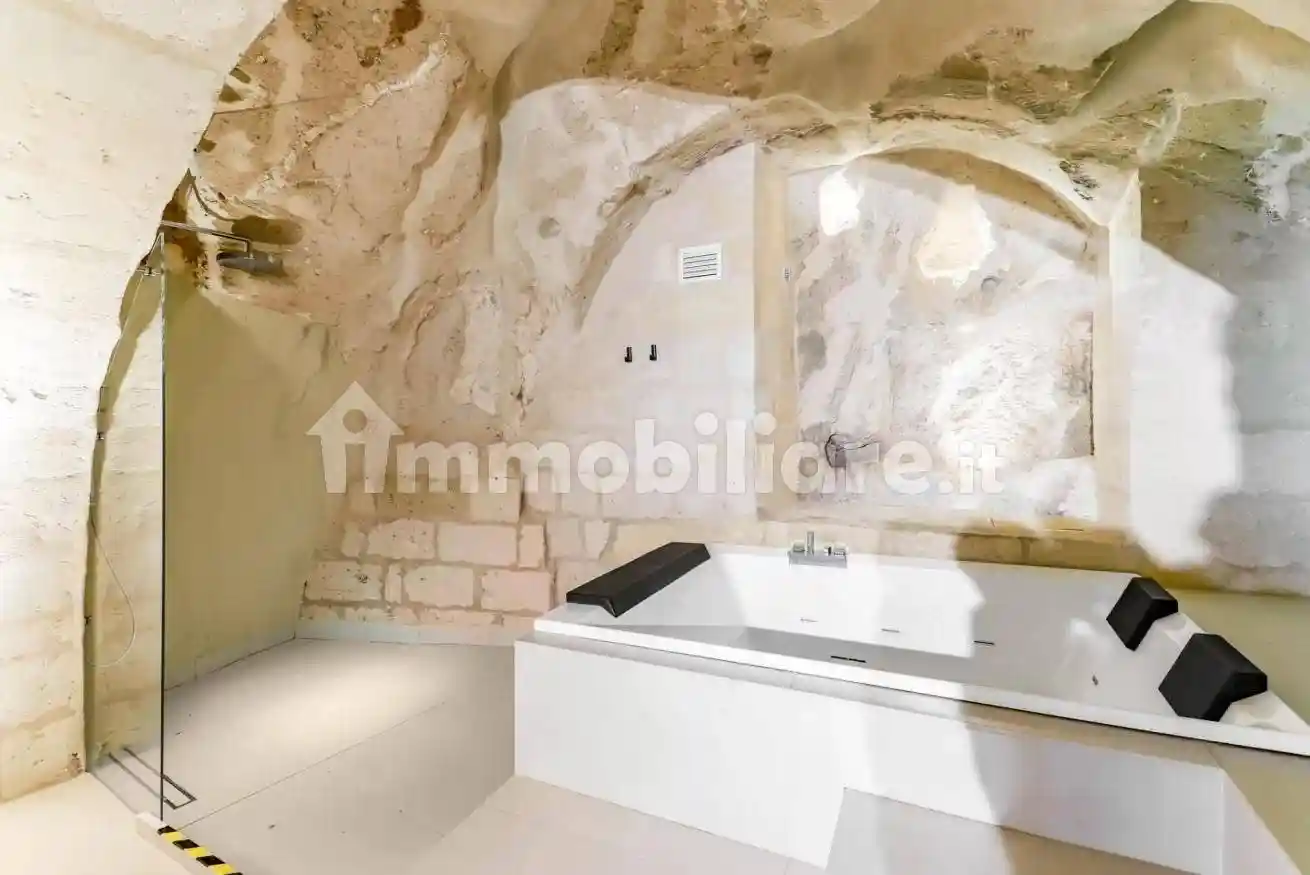 Trilocale Vico San Giuseppe 1, Centro, Matera - foto 5