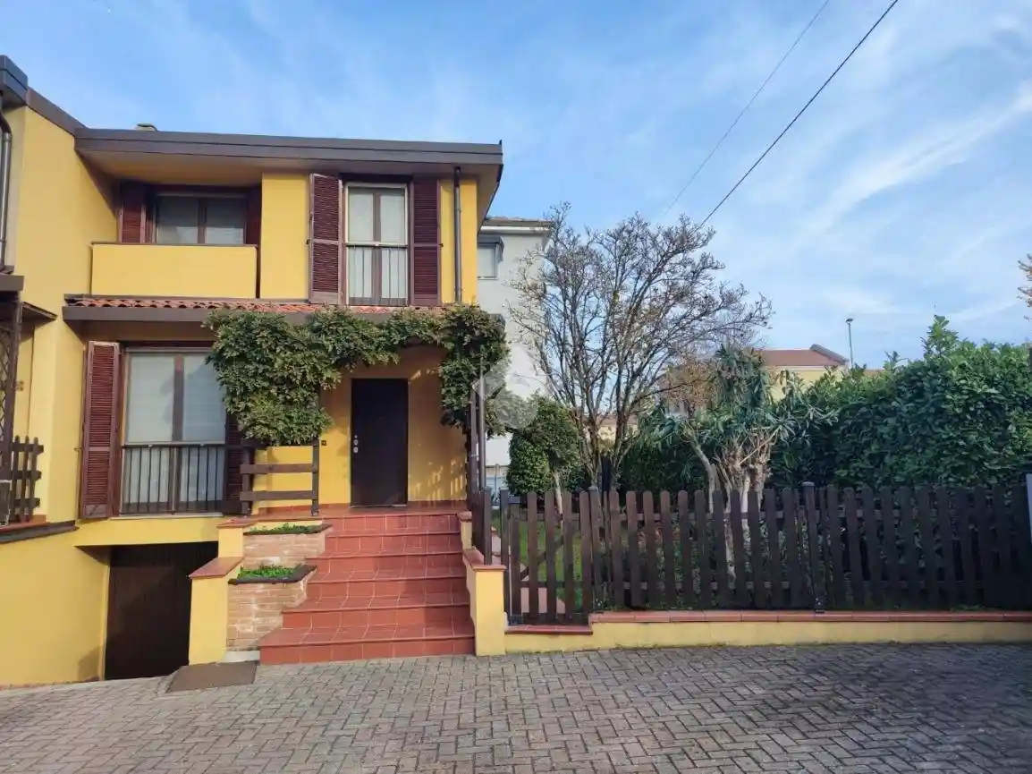 Villetta a schiera - foto 2