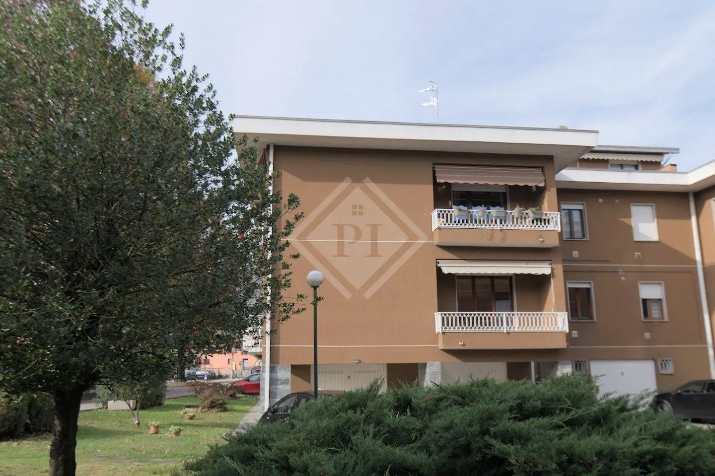 Trilocale buono stato, primo piano, Centro, Cittiglio - foto 2