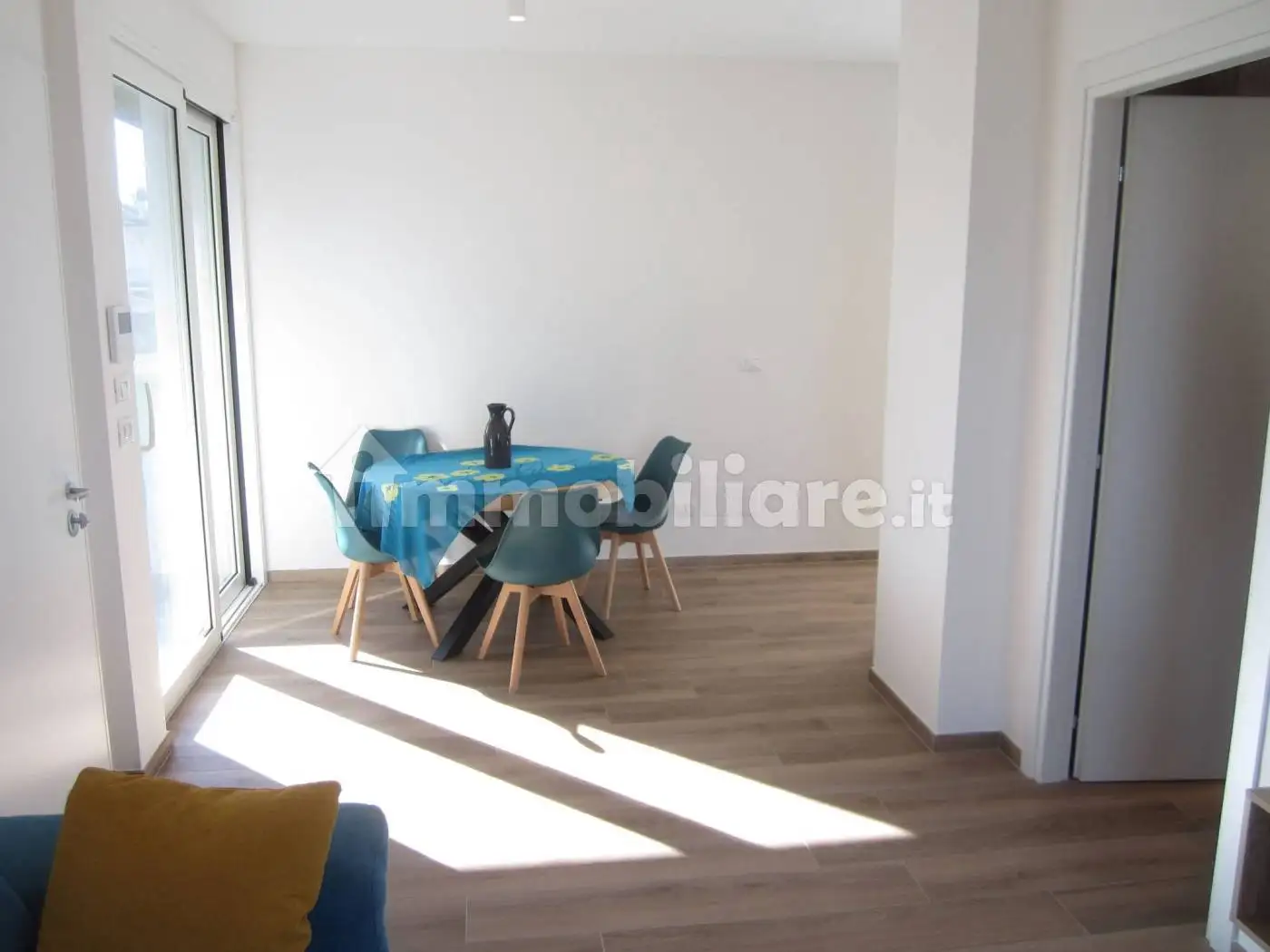 Bilocale nuovo, secondo piano, Centro, Castel San Pietro Terme - foto 3