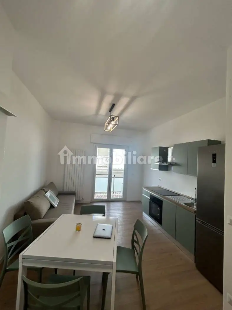 Trilocale viale Europa 108, Porto d'Ascoli, San Benedetto del Tronto