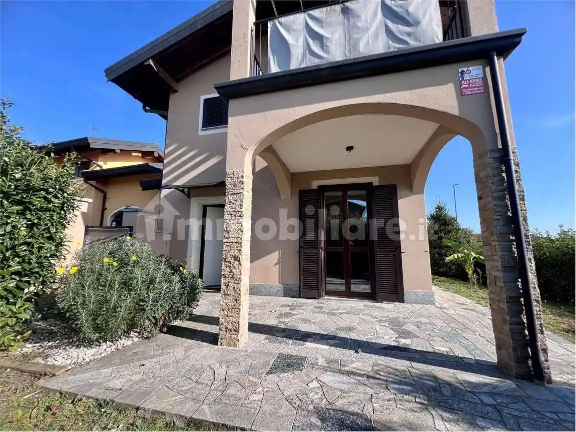 Villetta a schiera - foto 2