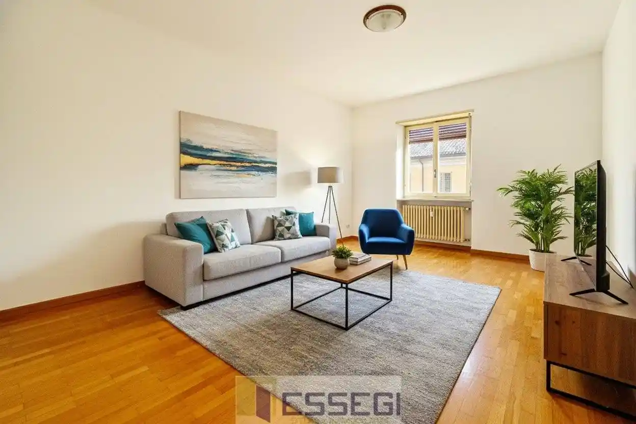 Appartamento in vendita a Erba