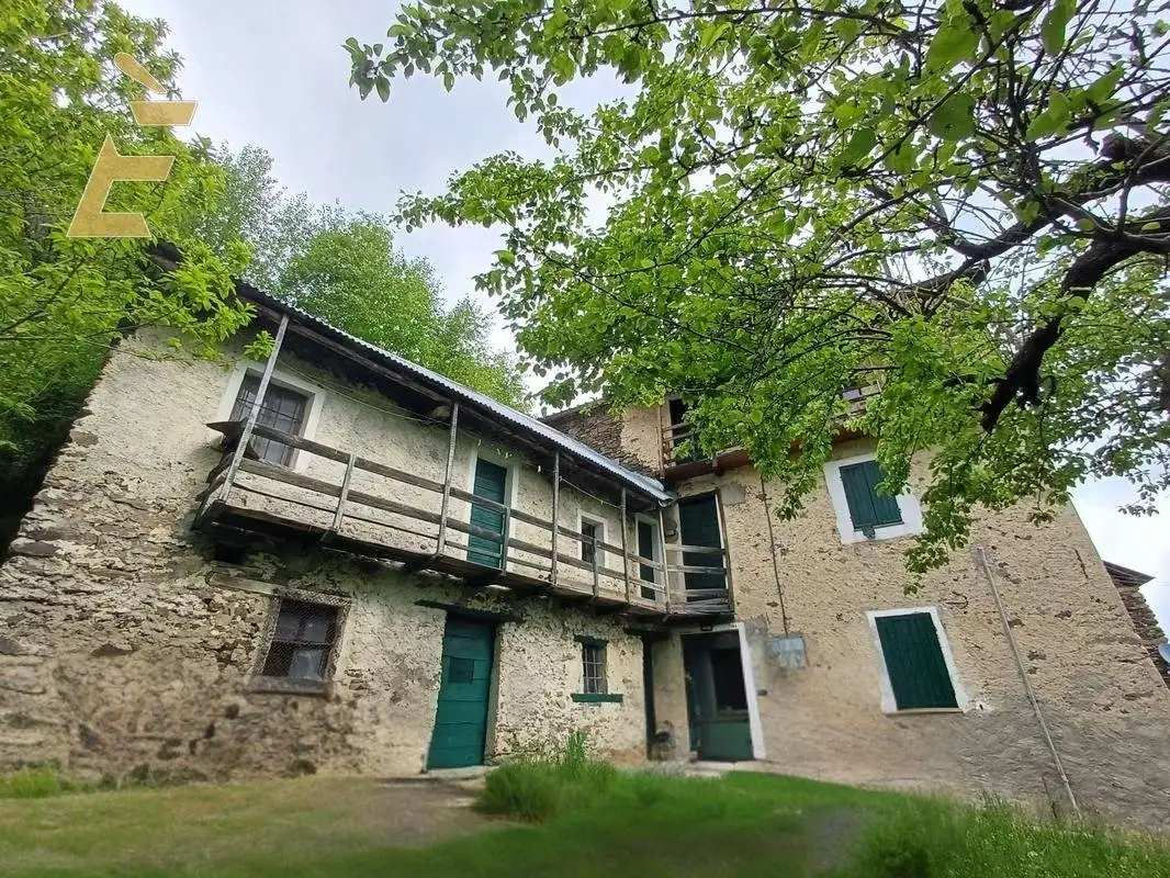 Villa in vendita a Pamparato