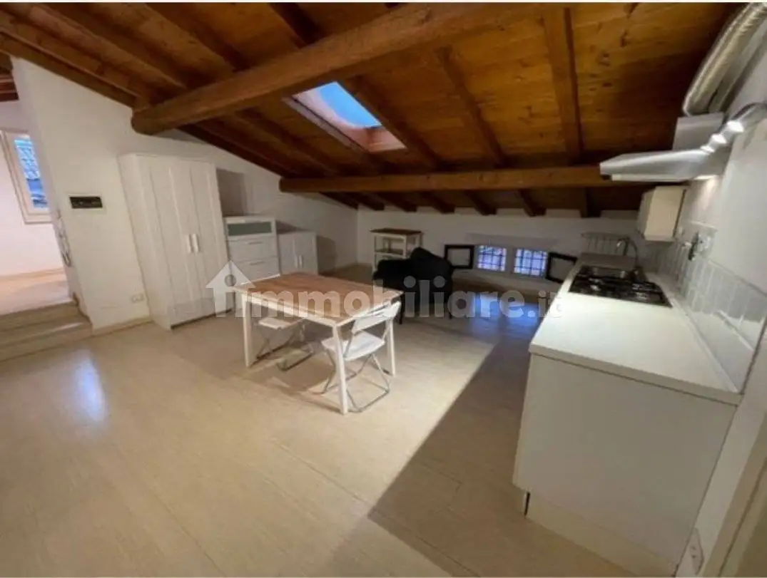 Attico - Mansarda in affitto a Bologna