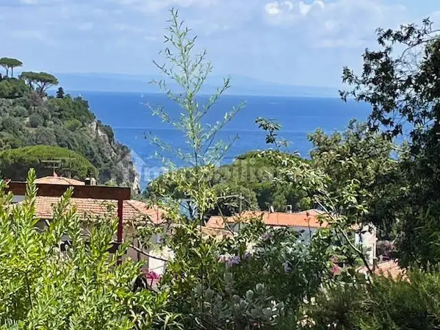 Appartamento in vendita a Rio