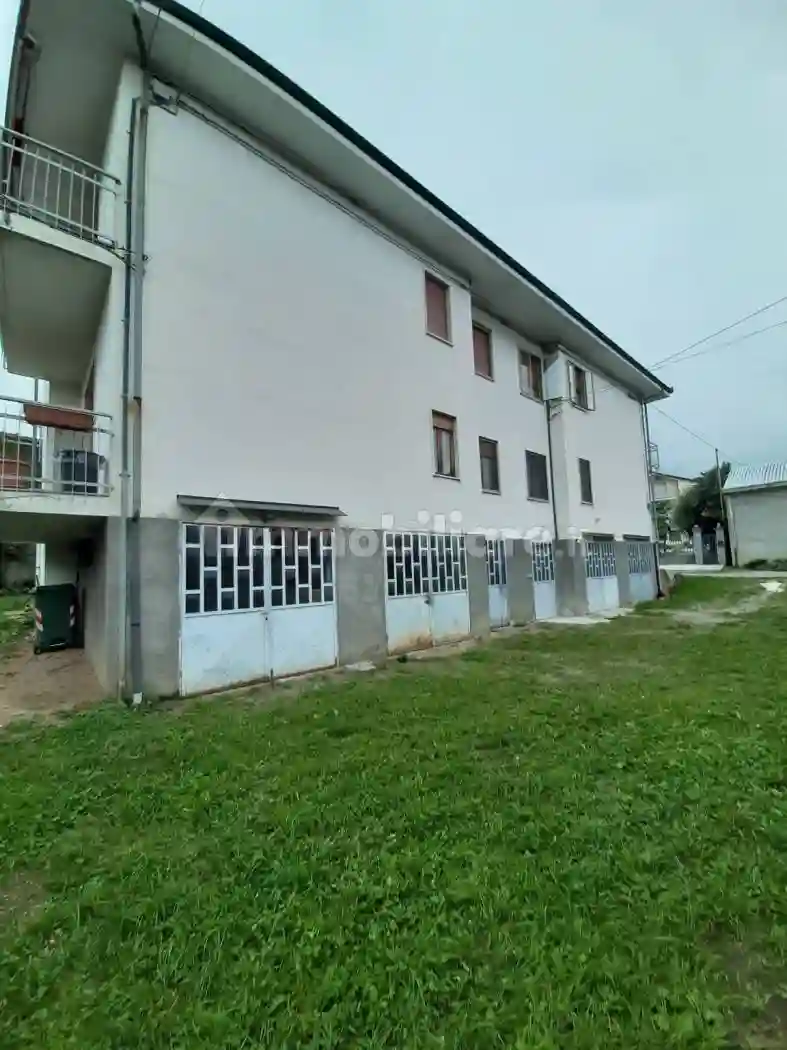 Quadrilocale via Cave 65, Centro, Bagnolo Piemonte - foto 4