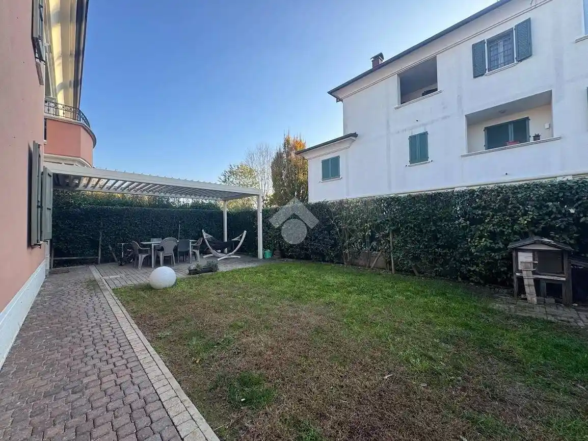 Villetta a schiera - foto 2