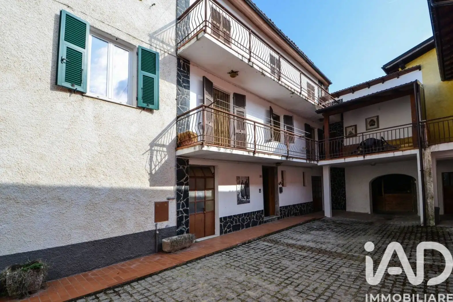 Appartamento in vendita a Roccavignale