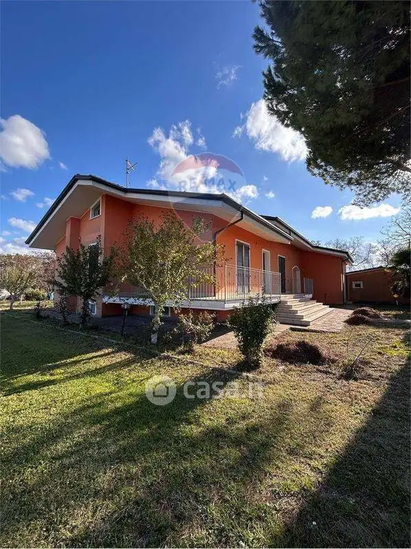 Casa indipendente in vendita a Rimini