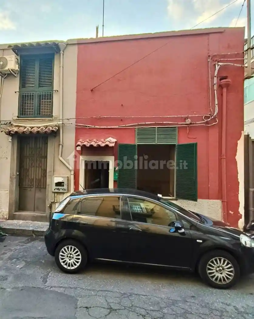 Casa indipendente in vendita a Catania