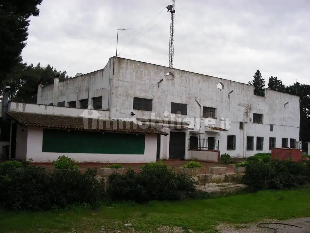 Palazzo - Edificio in vendita a Brindisi