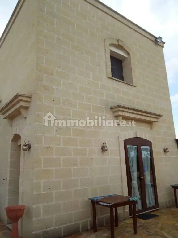 Villa in vendita a Brindisi