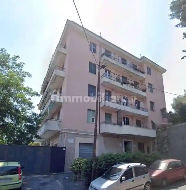 Appartamento in vendita a Genova