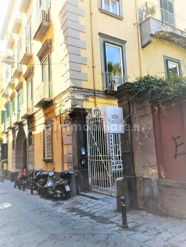Appartamento in affitto a Napoli