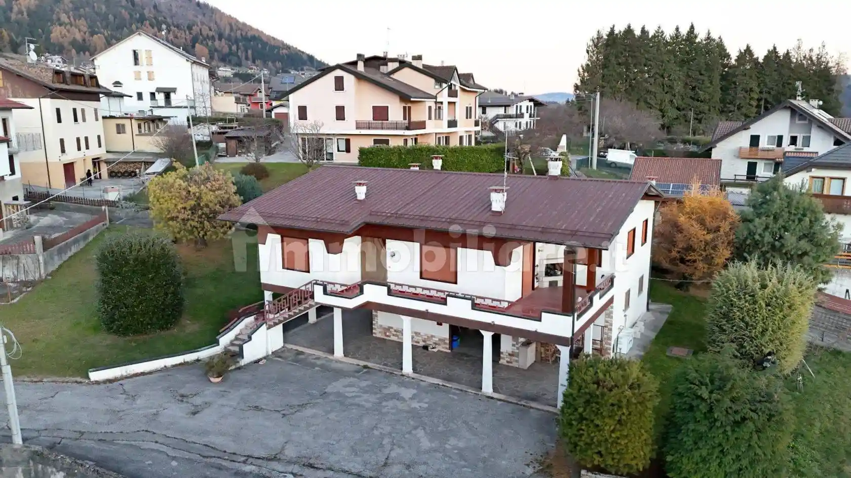 Villa - foto 2