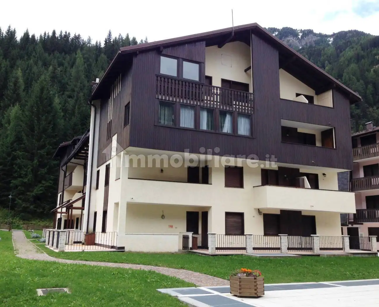 Appartamento in vendita a Campitello di Fassa