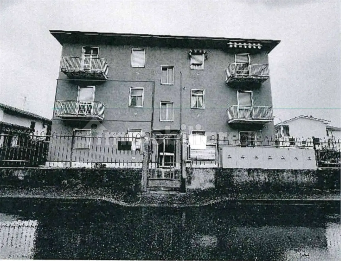 Appartamento in asta a Gerenzago