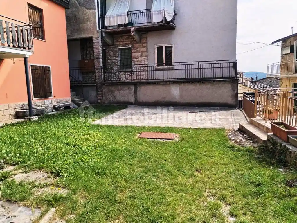 Bilocale via Giovanni Battista Caneva 32, Centro, Bosco Chiesanuova - foto 2