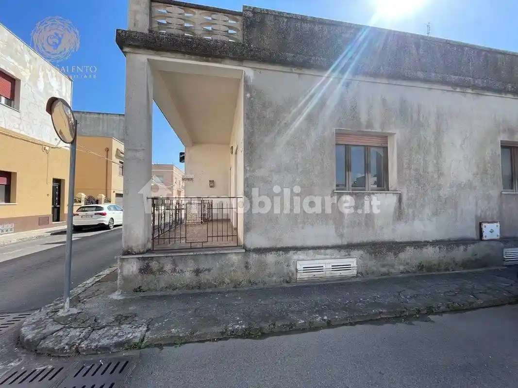 Villa unifamiliare via Bari 10, Centro, Alessano - foto 3