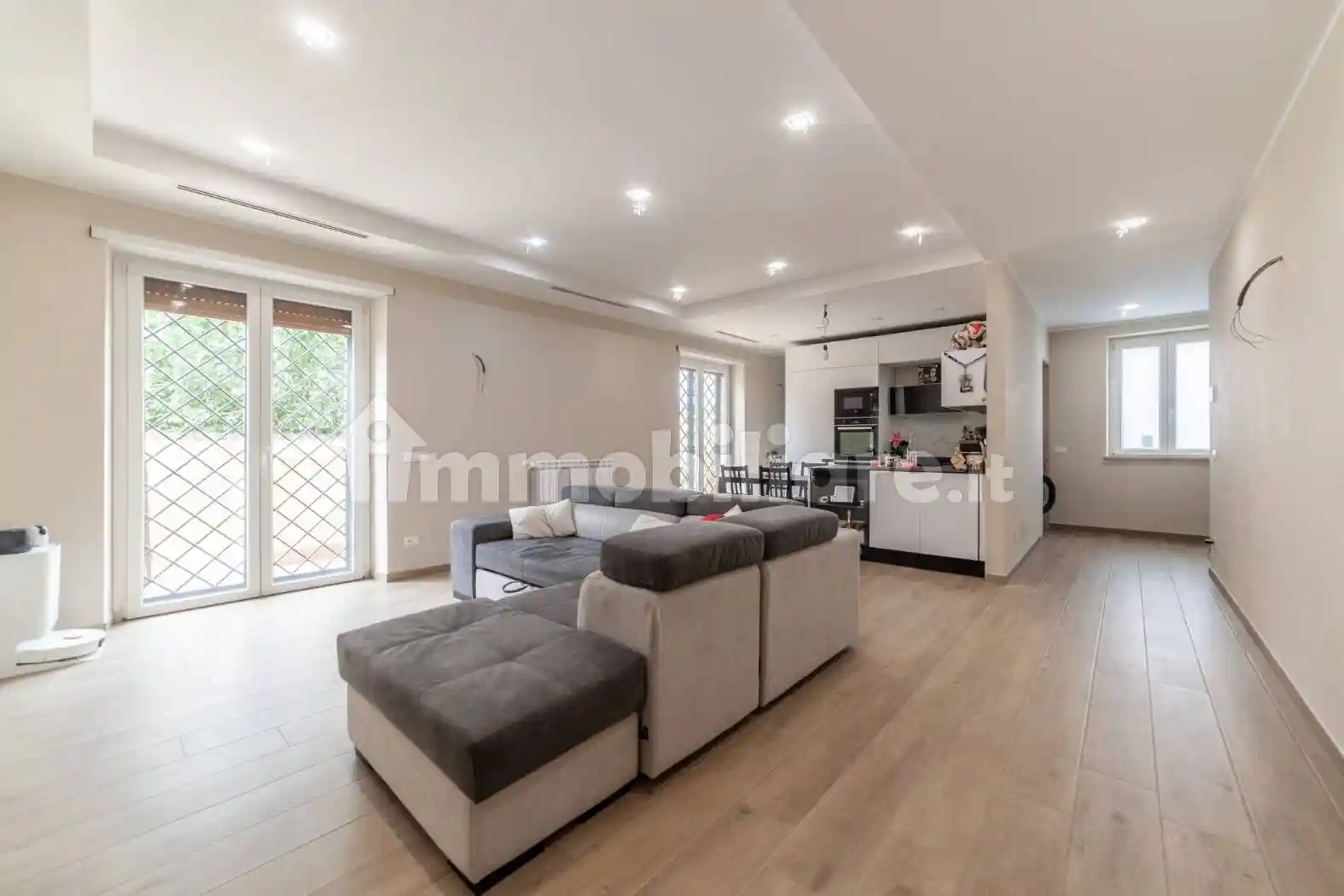 Trilocale via Colle Fiorito 90, Collefiorito, Guidonia Montecelio - foto 4