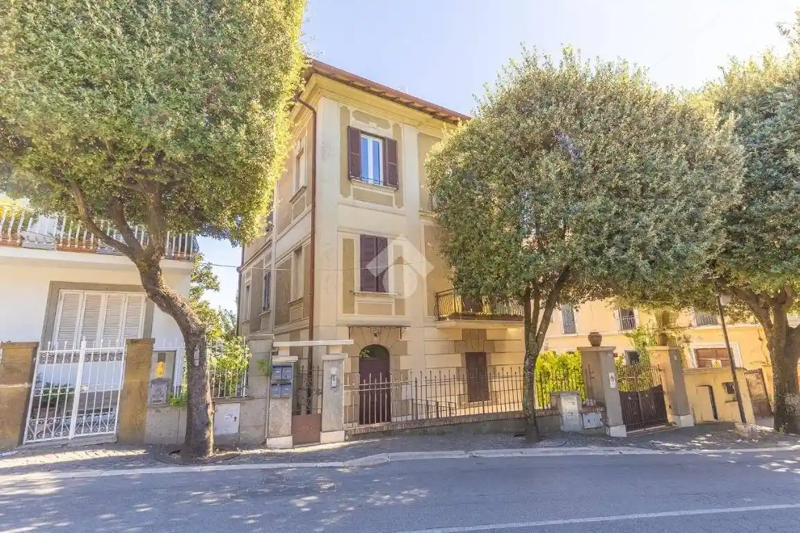 Appartamento in vendita a Monte Porzio Catone