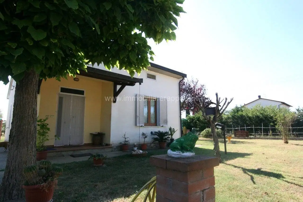 Casa indipendente in vendita a Castiglione del Lago