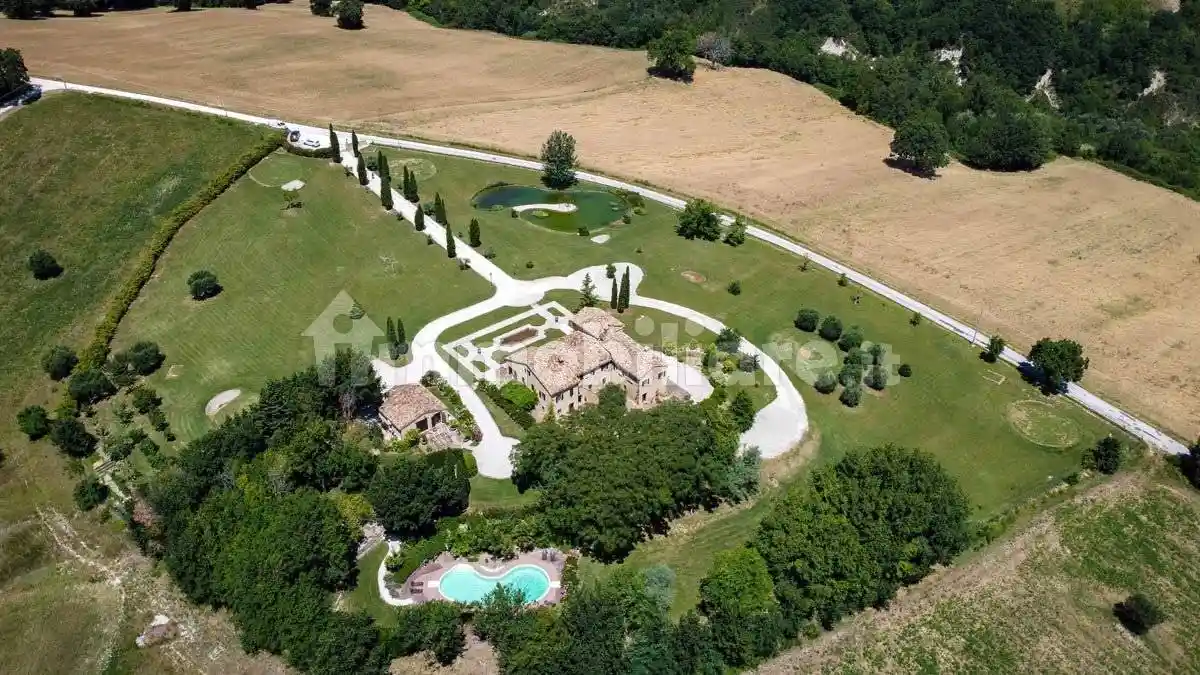 Villa in vendita a Treia