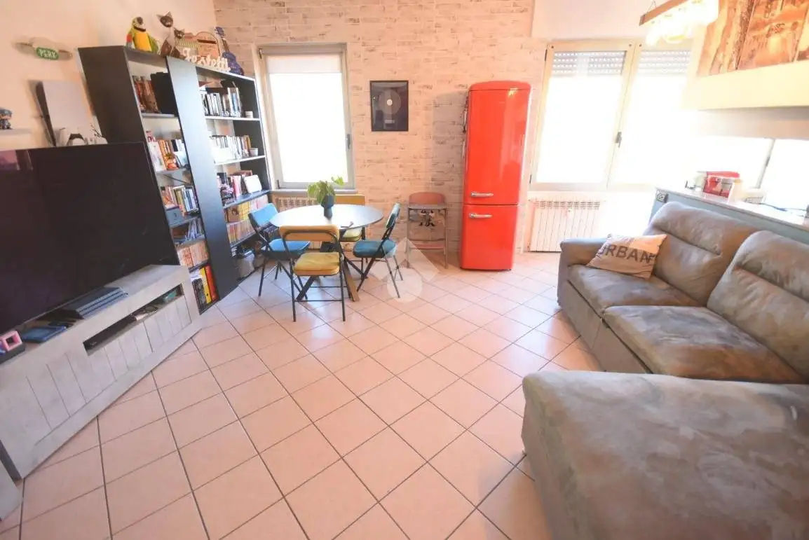 Appartamento in vendita a Seregno