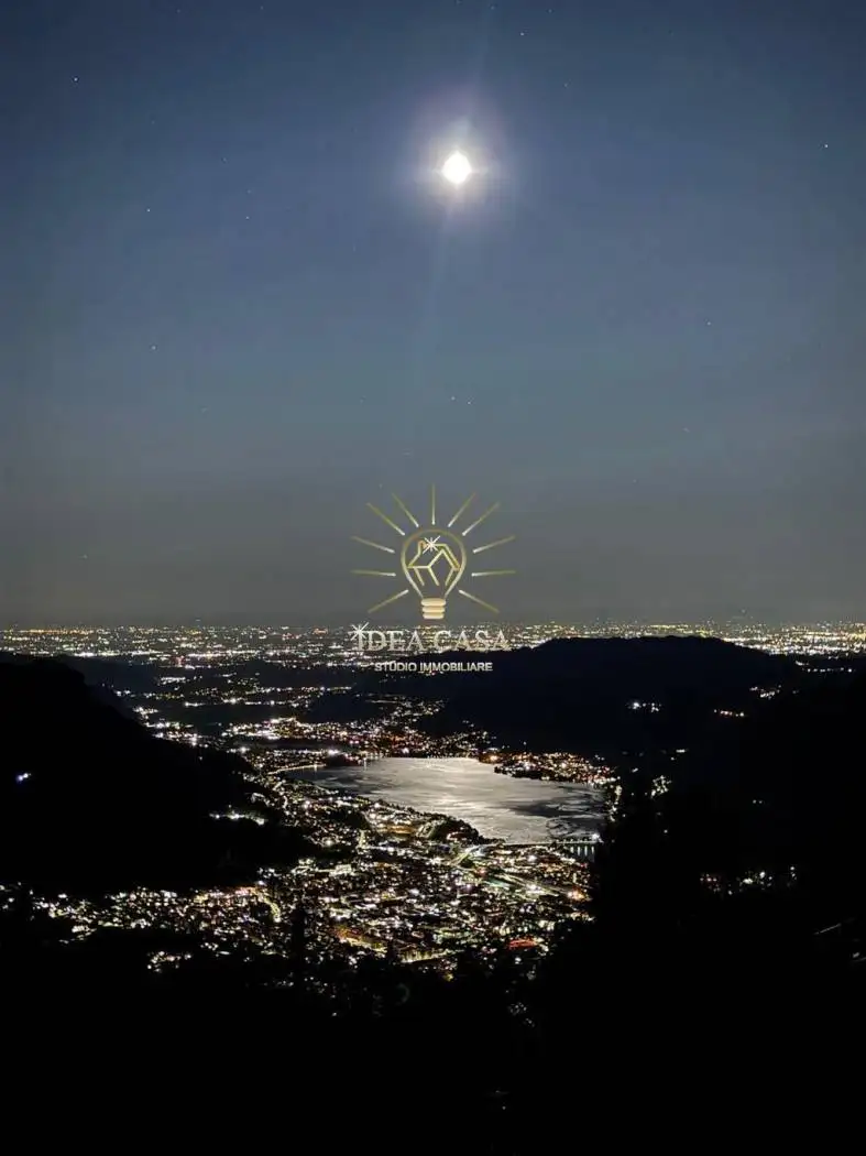 Appartamento in vendita a Ballabio