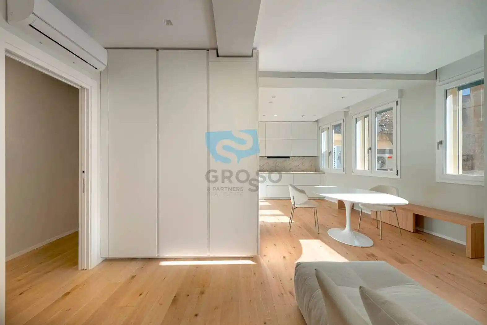 Trilocale corso del Popolo, Piazza dei Signori, Treviso - foto 4