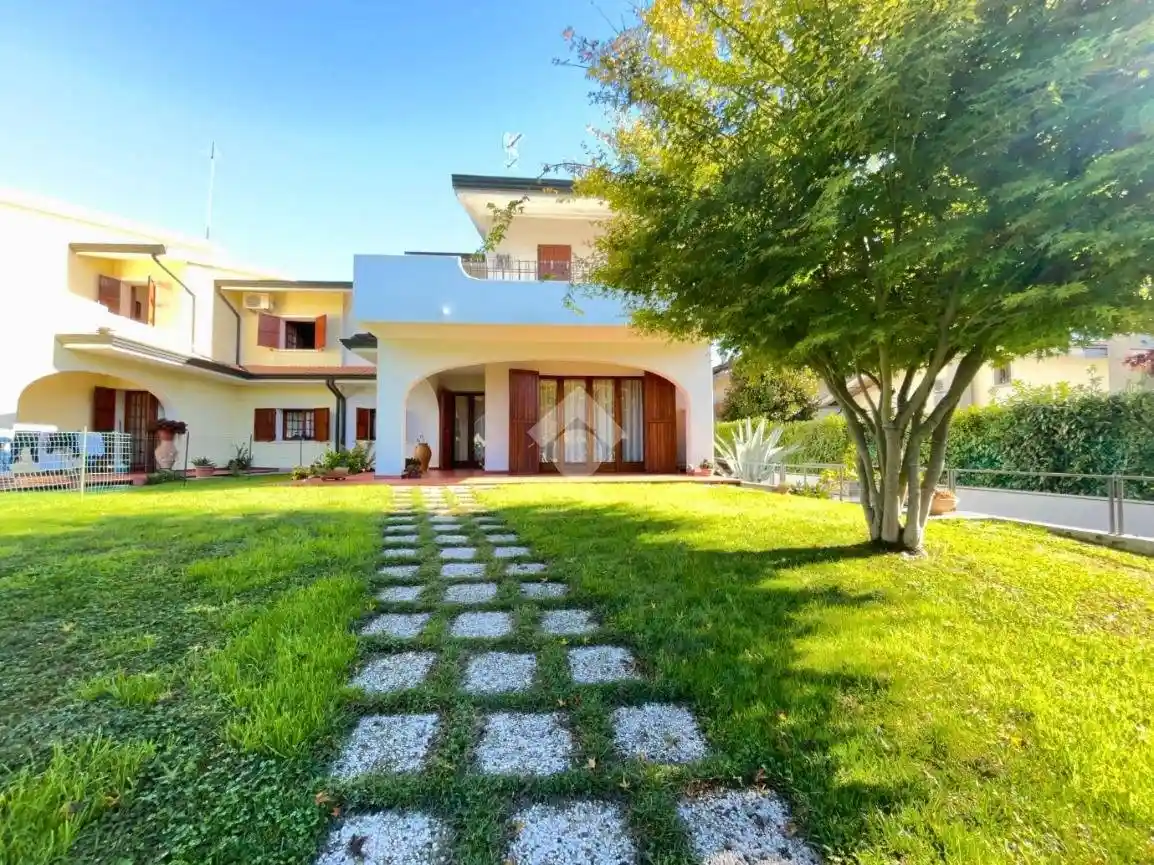 Villa in vendita a Quinto di Treviso