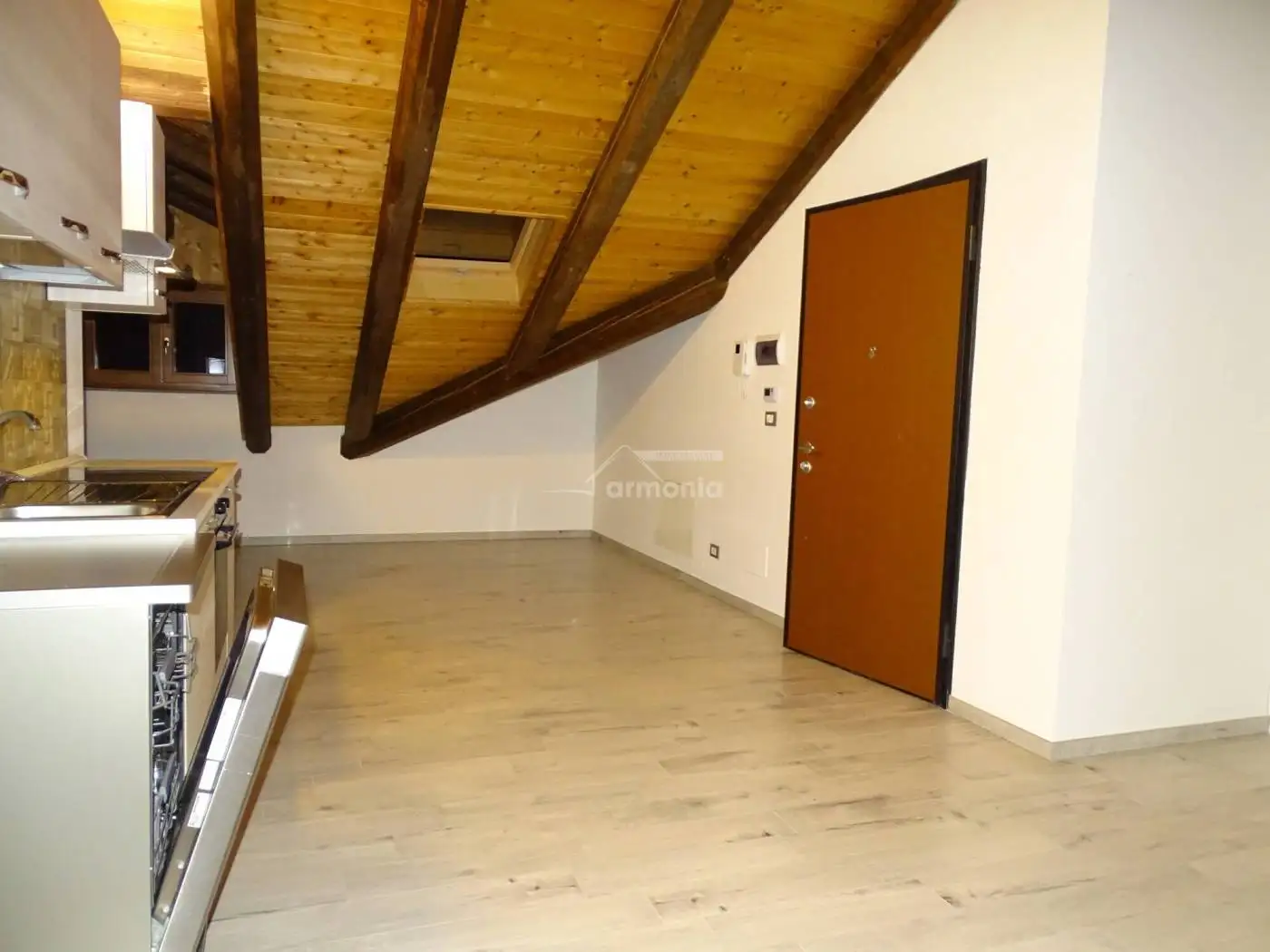 Mansarda corso IV Novembre 7, Centro, Cafasse - foto 3