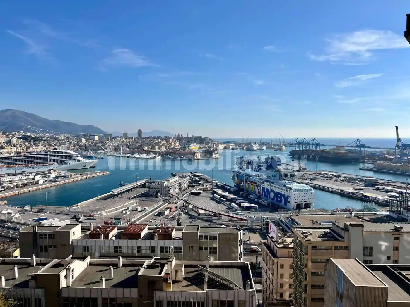 Appartamento in vendita a Genova