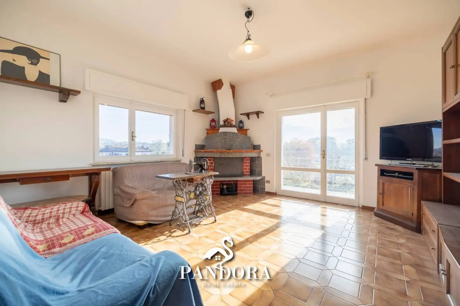 Appartamento in vendita a Brebbia