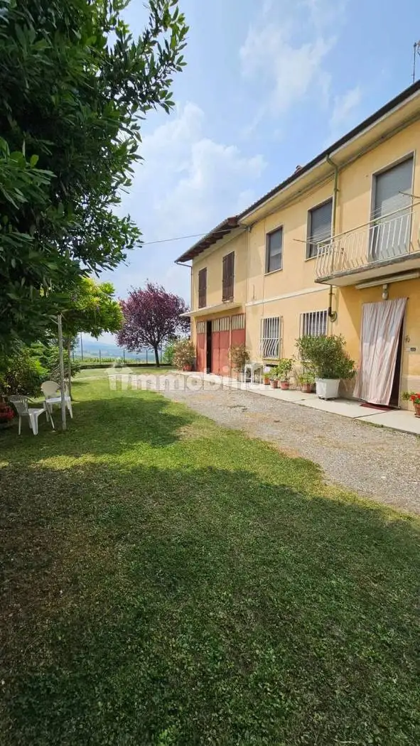 Villa in vendita a Sala Monferrato