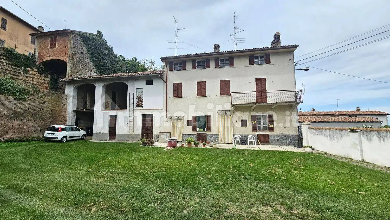 Villa in vendita a Conzano