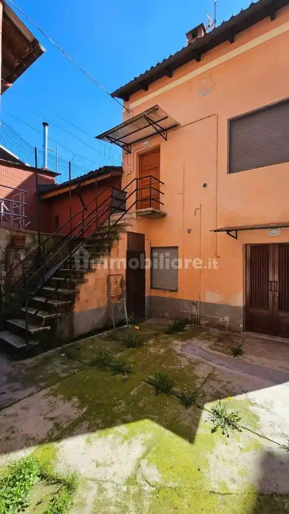 Bilocale via Addolorata, 21, Centro, Casale Monferrato - foto 2