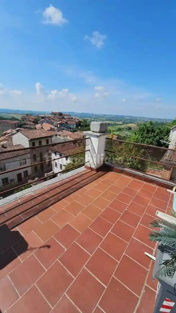 Villa unifamiliare via Rocca No Number, Centro, Camagna Monferrato - foto 3