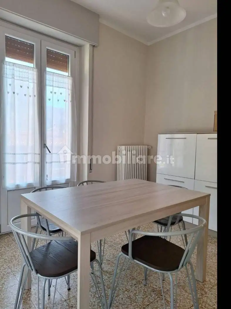 Appartamento in affitto a Varallo