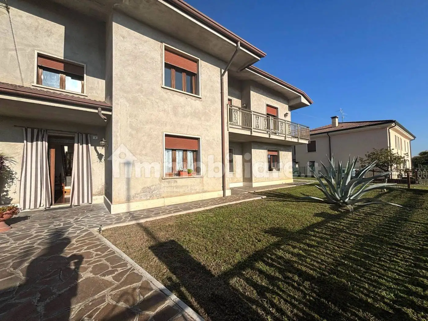 Casa indipendente in vendita a Boschi Sant'Anna