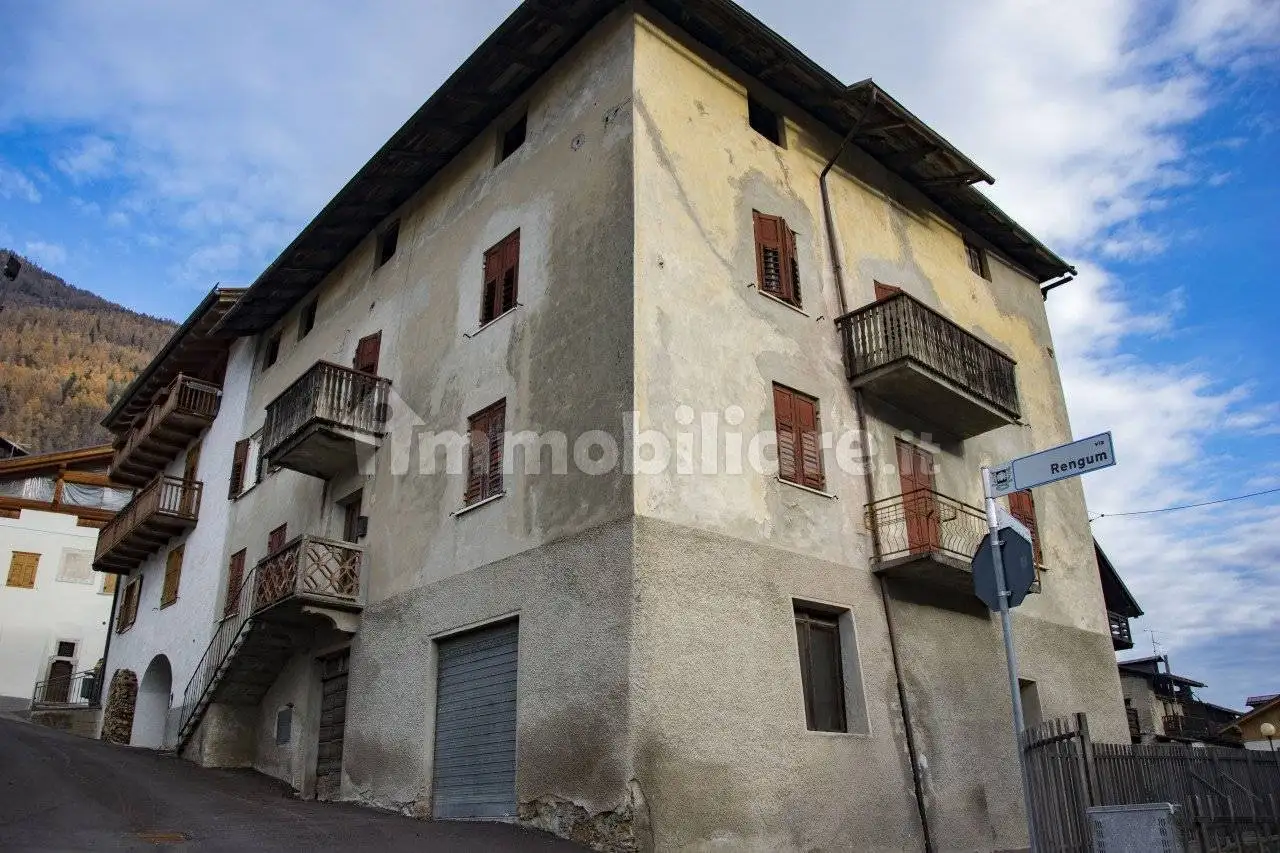 Casa indipendente in vendita a Terzolas
