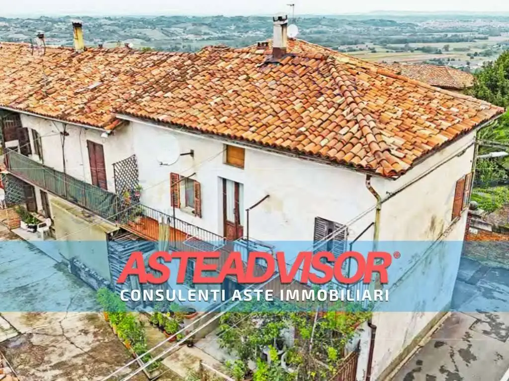 Casa indipendente in asta a Isola d'Asti