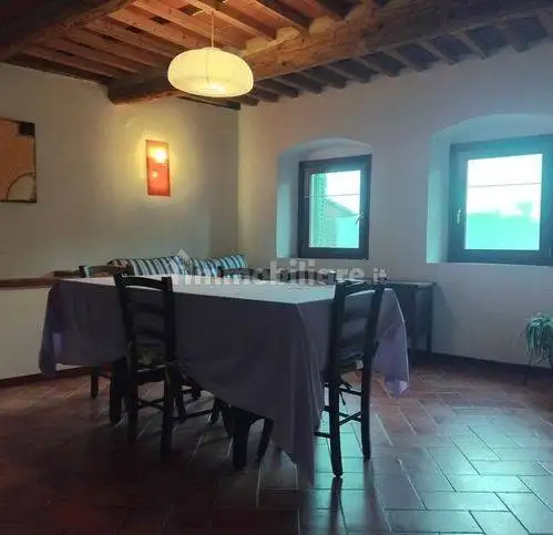 Villa in vendita a Pescia