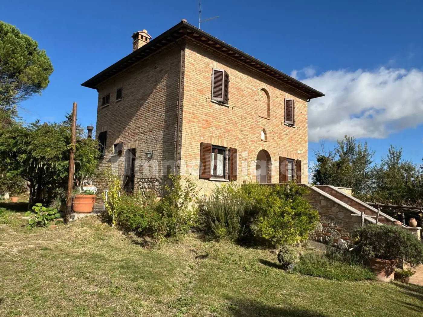 Rustico - Casale in vendita a Chiusi
