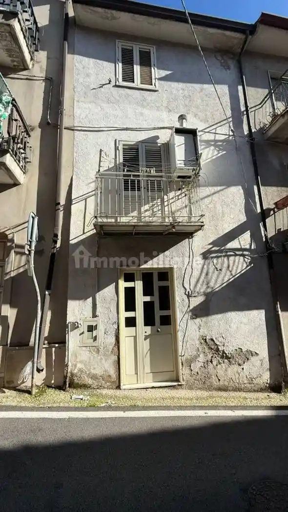 Trilocale corso Vittorio Emanuele II, Centro, Monteforte Irpino - foto 2