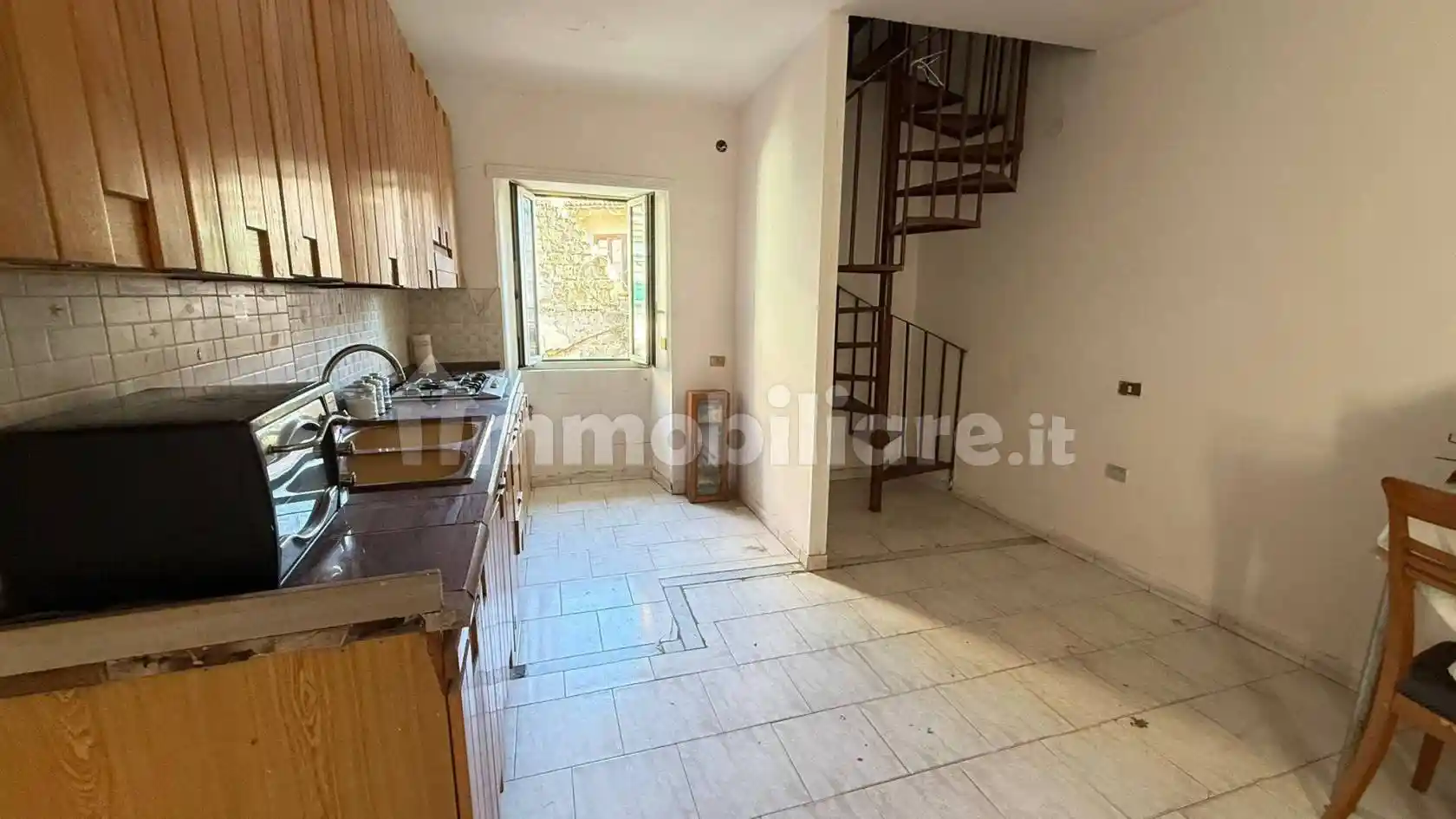 Trilocale corso Vittorio Emanuele II, Centro, Monteforte Irpino - foto 5