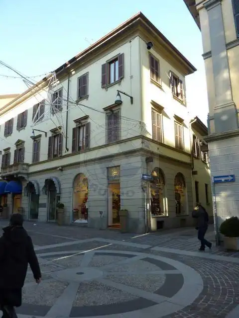 Appartamento in affitto a Monza