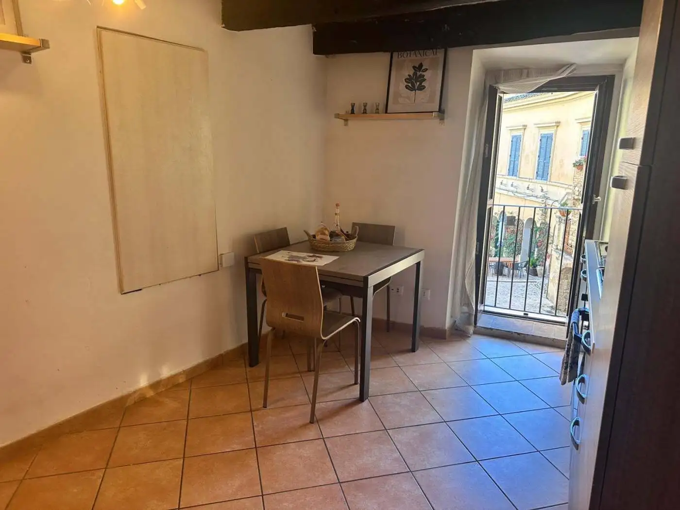 Bilocale piazza Municipio, Centro, Casperia - foto 4