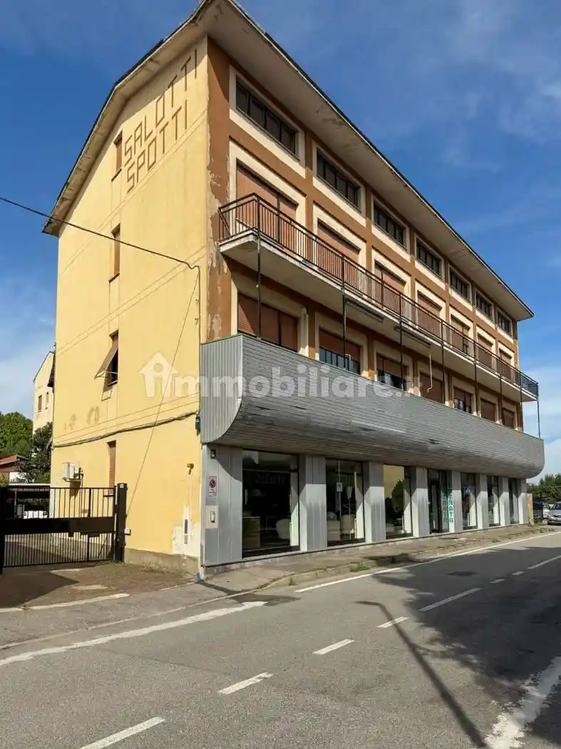 Palazzo - Edificio in vendita a Bovisio-Masciago